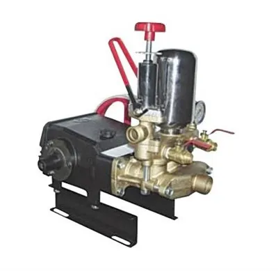 Poľnohospodársky motorový postrekovač